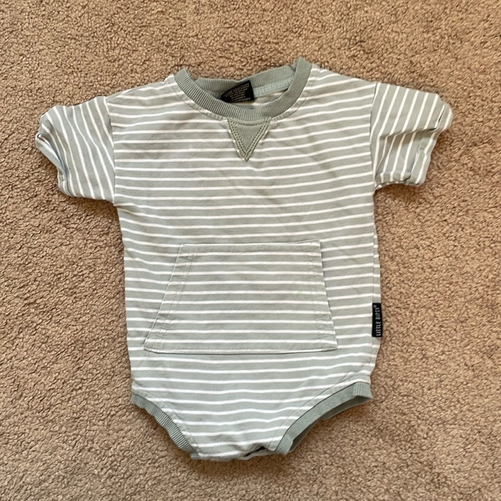 Little bipsy oversized onesie 12-18 months